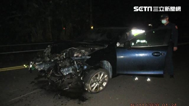 新／轎車撞斷2電桿　駕駛竟離奇失蹤