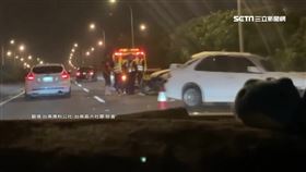嚇!快速道路車禍零件噴對向 4車毀3人傷

