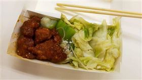 便當3道菜70元！她怨「還沒裝滿」　內行一看羨慕：超賺（圖／翻攝自爆怨2公社）