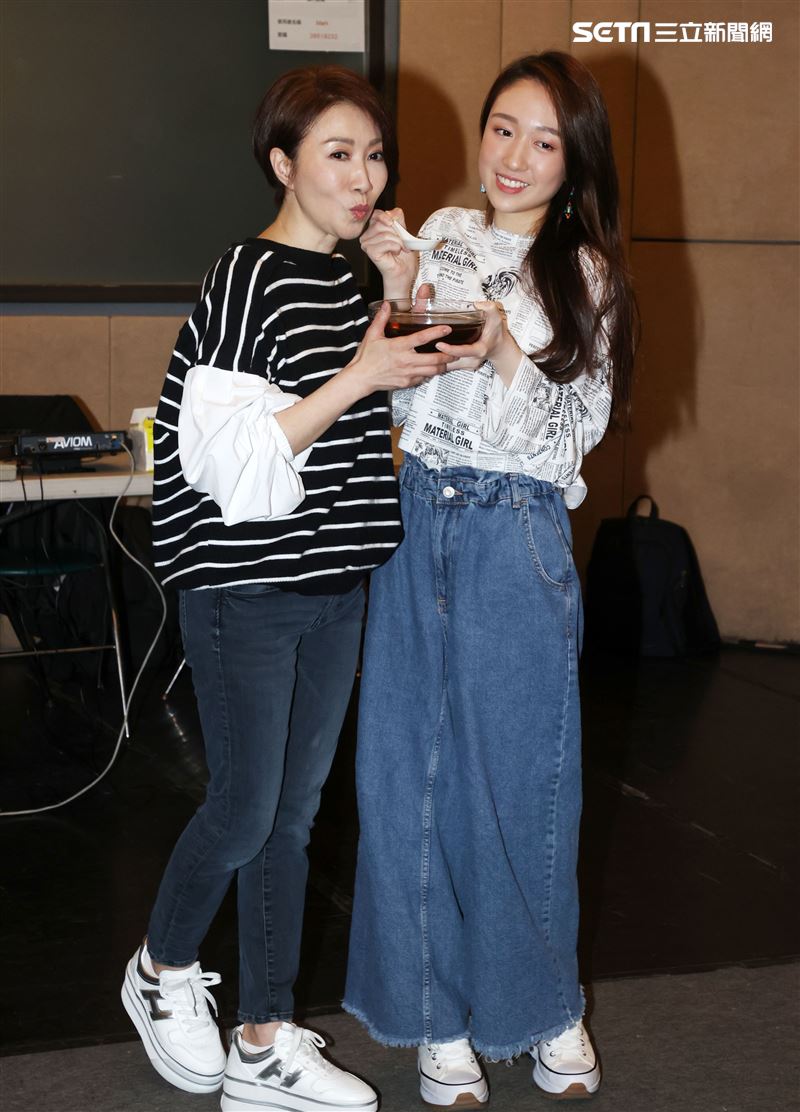 李翊君「翊如既往」演唱會練團彩排女兒香奈兒雞湯探班。（記者邱榮吉/攝影）