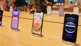 蘋果 愛瘋 iPhone12 蘋果直營記者邱榮吉攝影