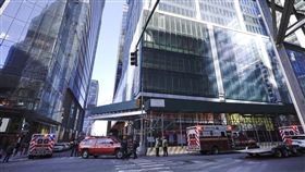  101層大樓驚傳墜樓！2洗窗工「50樓飆速降至37樓」（圖／美聯社／達志影像）