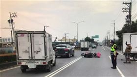 屏東醫療代價高  鍾佳濱促建立國家資料庫民進黨立委鍾佳濱17日發布新聞稿表示，屏東人面對事故傷害要付出的醫療代價全國最高，所得到照顧卻全國最差，要求衛福部建立國家外傷登錄資料庫，提升外傷照護品質。（屏東縣警局提供）中央社記者郭芷瑄傳真  109年11月17日