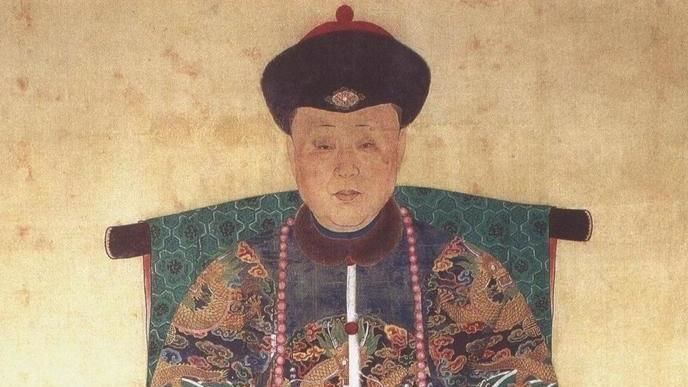 清朝曾有女皇帝？出土女屍竟穿著龍袍