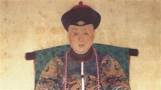 出土女屍竟身著龍袍　真實身分超驚人