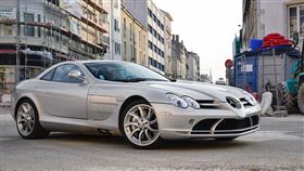 Mercedes-Benz SLR McLaren,連千毅,超跑,0元表標