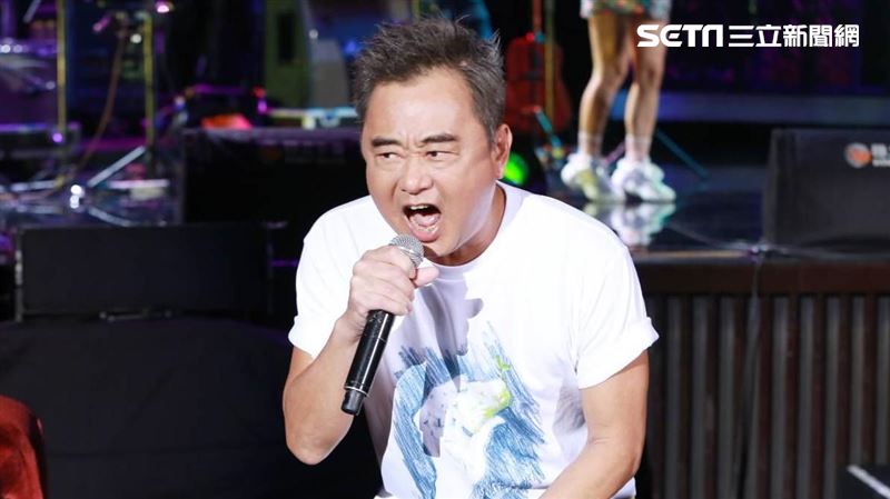 爆口腔腫瘤後首現身　陳昇健康狀況曝