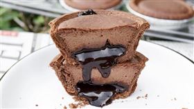 好市多迷你巧克力乳酪塔，（圖／IG：laifat1229 授權提供）