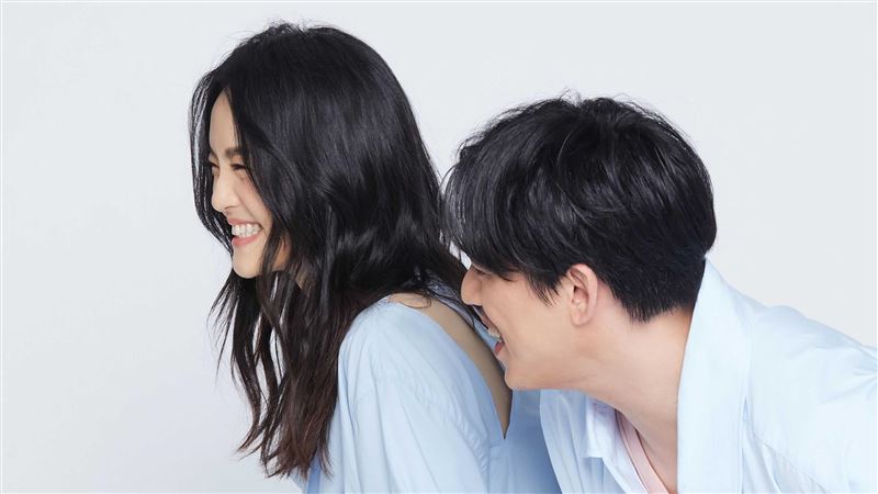 徐佳瑩臨盆在即　暴肥9公斤孕照曝光