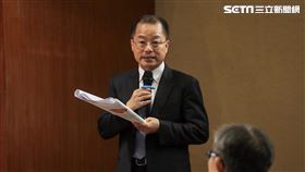 刑事局長說明槍砲彈藥條例修法行政院會3日通過內政部提報修正「槍砲彈藥刀械管制條例」，刑事局長黃明昭（中）出席院會後記者會說明。中央社記者裴禛攝  108年10月3日