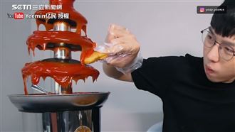 網紅成功挑戰辣椒噴泉　直呼：太享受