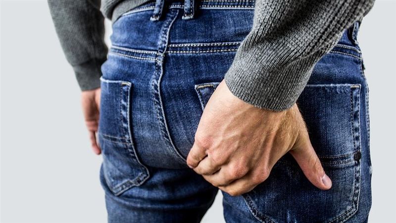 男子不洗手　耳朵竟被痔瘡害慘