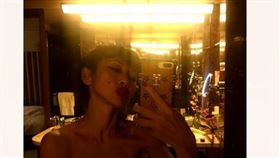 華裔女星白靈（Bai　ling）。（圖／翻攝自白靈IG）