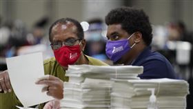 美國喬治亞州重新計票
圖／美聯社／達志影像