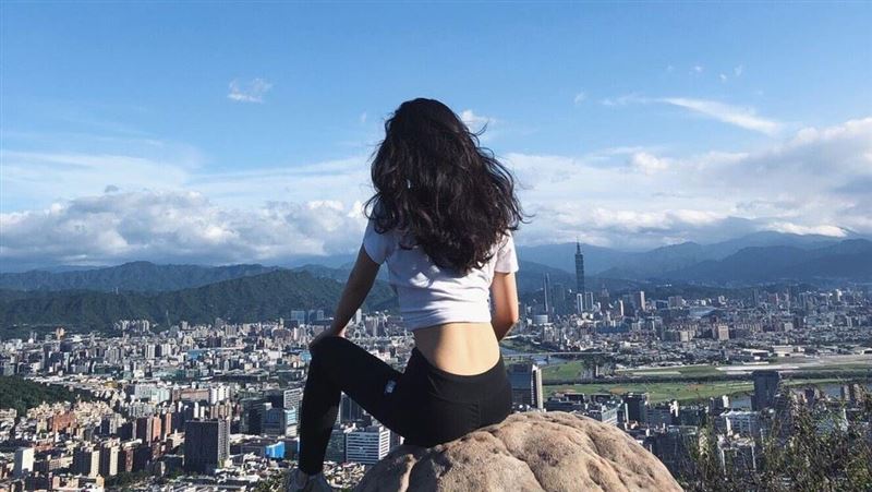 為何正妹愛爬山？老司機1句道破關鍵