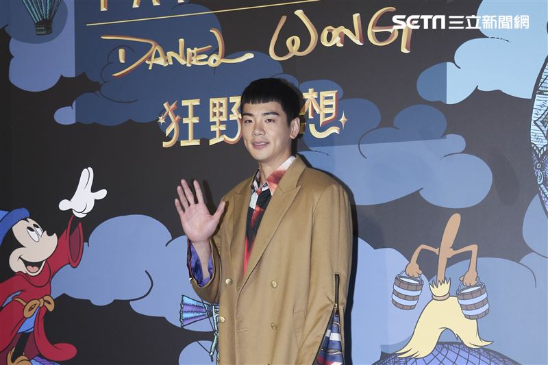 設計師Daniel Wong攜手Disney打造【狂野夜想 Fantasia 2OFW 】時裝秀郭書瑤、禾浩辰、謝忻、周興哲、周曉涵、閻奕格、胡宇威出席。（圖／記者楊澍攝影）