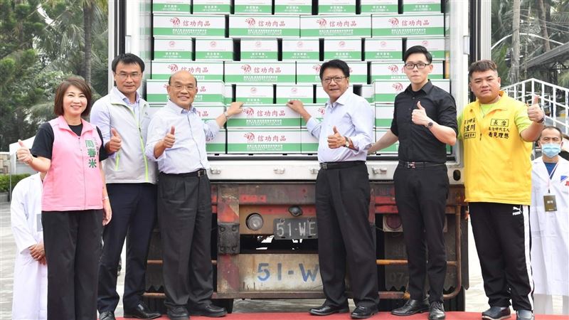 蘇揆訪國產豬肉廠：守護台灣豬競爭力