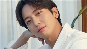 鄭容和 官方臉書