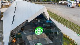 設計呼應朝天宮　北港首間星巴克開幕、必買馬克杯隨行卡（圖／統一星巴克提供）
