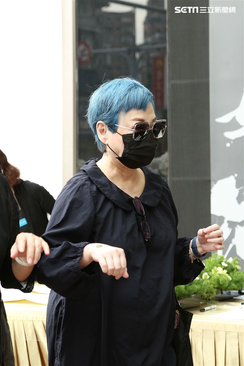 金馬名導張毅追思會，台灣著名電影人焦雄屏、滾石董事長段鐘沂、亞太影帝石雋、導演侯孝賢、李行、朱延平、王童、陳坤厚，藝人張小燕、陶喆、李興文、歐陽龍等人均出席。（圖／記者楊澍攝影）