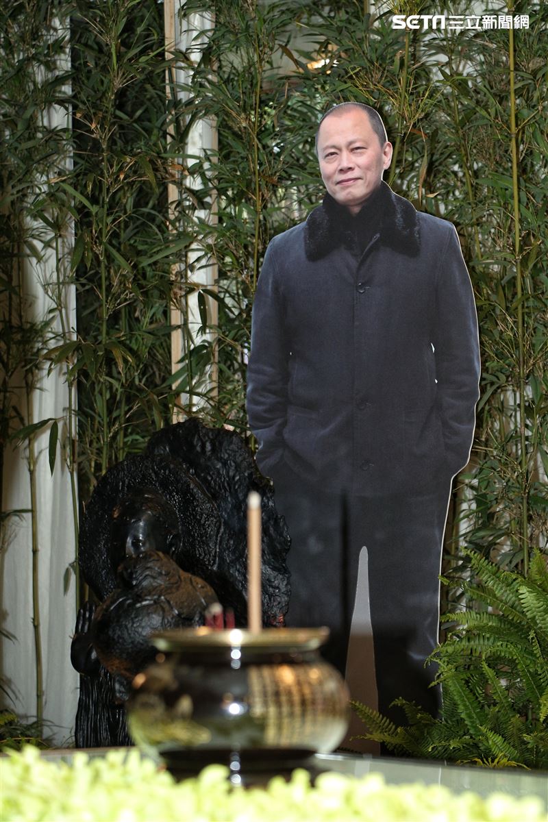 金馬名導張毅追思會，台灣著名電影人焦雄屏、滾石董事長段鐘沂、亞太影帝石雋、導演侯孝賢、李行、朱延平、王童、陳坤厚，藝人張小燕、陶喆、李興文、歐陽龍等人均出席。（圖／記者楊澍攝影）