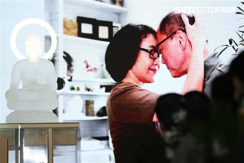 金馬名導張毅追思會，台灣著名電影人焦雄屏、滾石董事長段鐘沂、亞太影帝石雋、導演侯孝賢、李行、朱延平、王童、陳坤厚，藝人張小燕、陶喆、李興文、歐陽龍等人均出席。（圖／記者楊澍攝影）