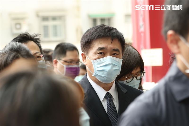 金馬名導張毅追思會，台灣著名電影人焦雄屏、滾石董事長段鐘沂、亞太影帝石雋、導演侯孝賢、李行、朱延平、王童、陳坤厚，藝人張小燕、陶喆、李興文、歐陽龍等人均出席。（圖／記者楊澍攝影）