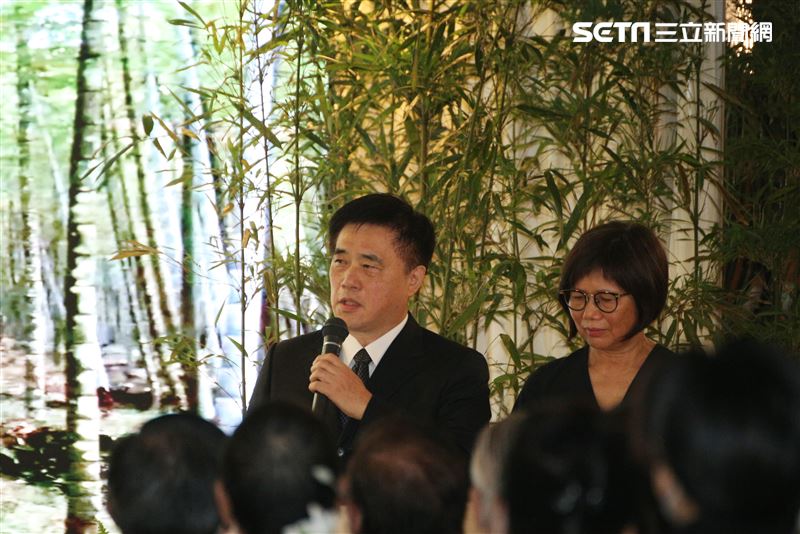 金馬名導張毅追思會，台灣著名電影人焦雄屏、滾石董事長段鐘沂、亞太影帝石雋、導演侯孝賢、李行、朱延平、王童、陳坤厚，藝人張小燕、陶喆、李興文、歐陽龍等人均出席。（圖／記者楊澍攝影）