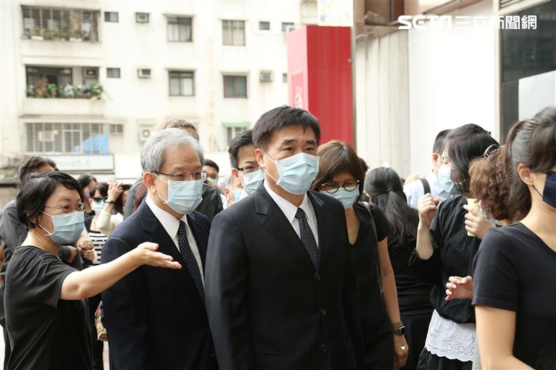 金馬名導張毅追思會，台灣著名電影人焦雄屏、滾石董事長段鐘沂、亞太影帝石雋、導演侯孝賢、李行、朱延平、王童、陳坤厚，藝人張小燕、陶喆、李興文、歐陽龍等人均出席。（圖／記者楊澍攝影）