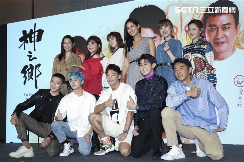 台灣原創漫畫改編戲劇《神之鄉》發佈會李玉璽、項婕如、王識賢、李李仁、謝怡芬、王彩樺等人出席。（圖／記者楊澍攝影）