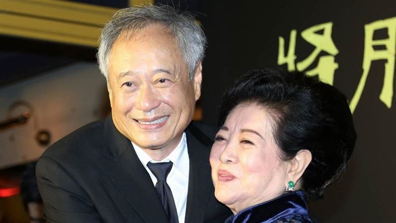 看陳淑芳得獎很感動　學弟李安讚國寶