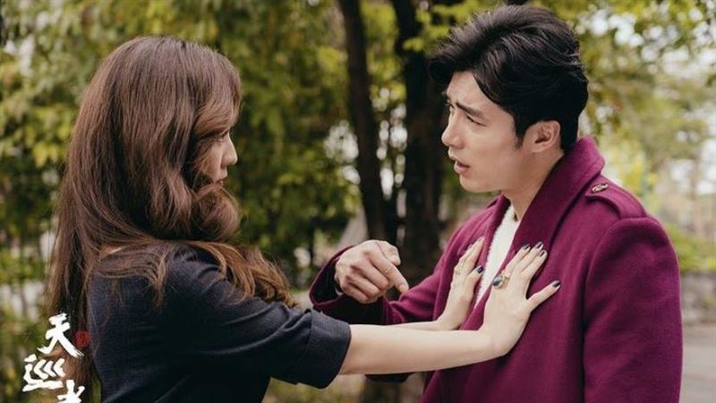 第一次抓奶就上手　女星襲男乳用掐的