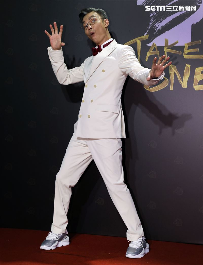 李國煌自願拿影帝笑翻全場自嘲「醜不重要」。（記者邱榮吉、楊澍攝影）