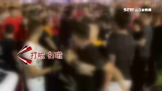 繞境人多推擠絆倒　2派陣頭大打出手