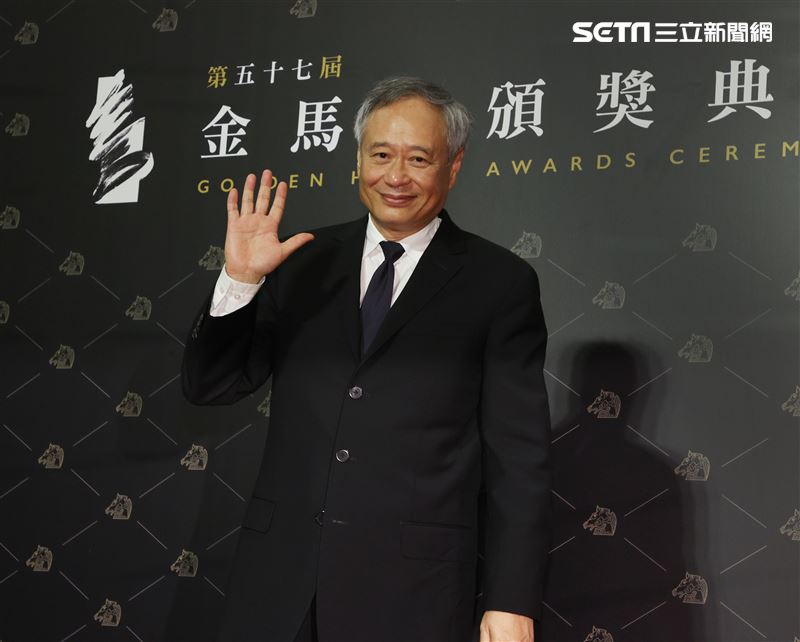 第57屆金馬獎李安導演讚克服疫情直喊台灣電影很驕傲。（記者邱榮吉、楊澍攝影）