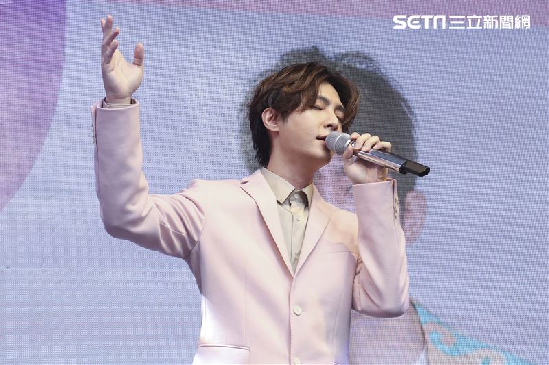 Ella和炎亞綸出席「抱抱節群星演唱會」。（圖／記者楊澍攝影）