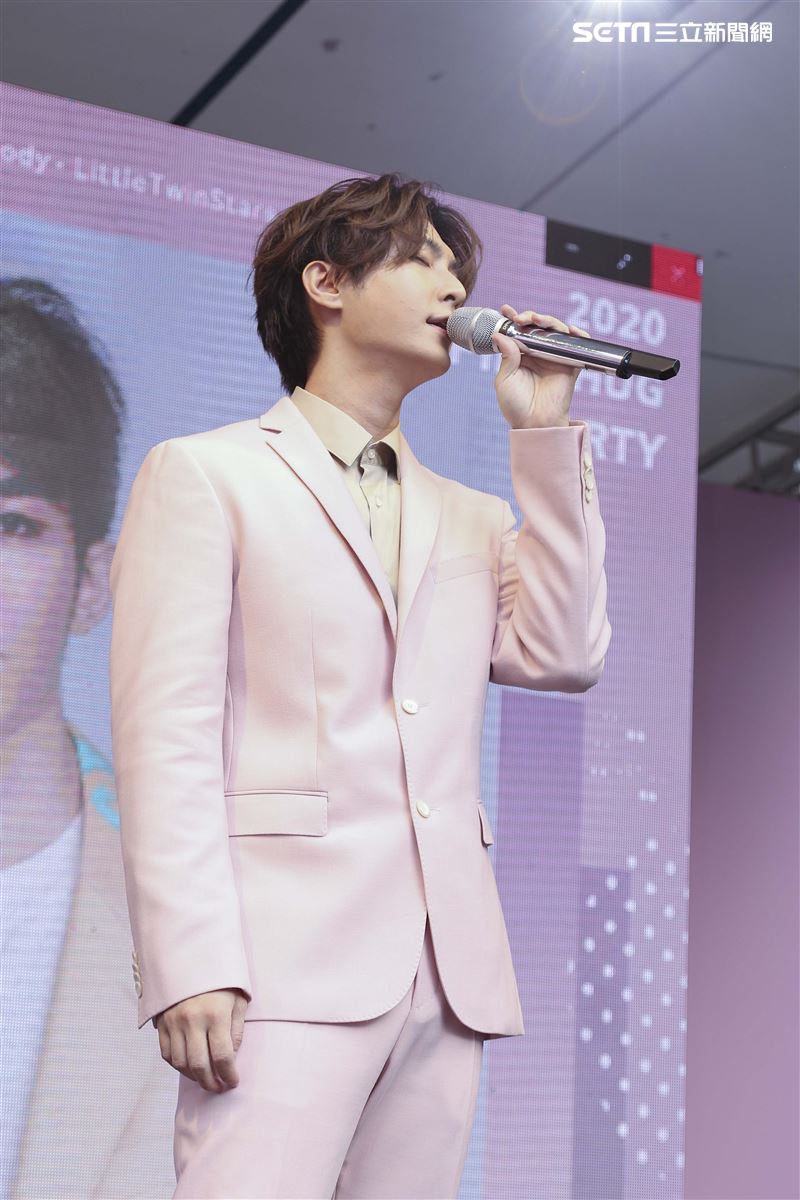 Ella和炎亞綸出席「抱抱節群星演唱會」。（圖／記者楊澍攝影）