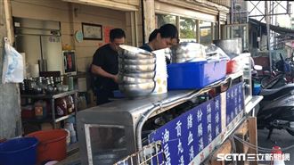 一碗麵賣25元有賺？佛心老闆吐真相