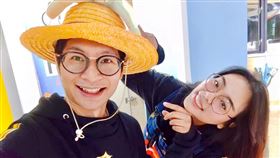 從《大學生了沒》出道的黃逸祥，跟同教會的原住民歌手紫布爾正若交往中。紫布爾正若臉書