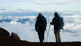 爬山,男子,45分停止心跳（圖／翻攝自Pixabay）