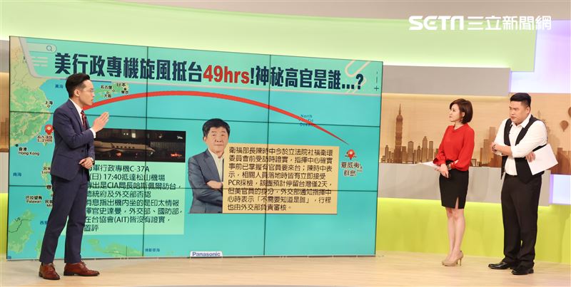 呂捷將與老搭檔三立主播王與菁從1/23起，每週一至五晚間九點在iNews及MOD將推出全新節目全新型態「攔捷新聞」談話性節目。（記者邱榮吉/攝影）