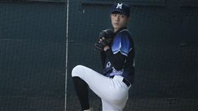 連晨翔、宋芸樺／華納音樂提供