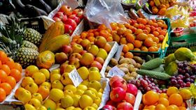 水果攤。(圖/Pixabay)