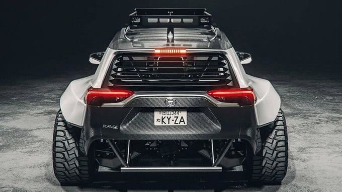 RAV4無違和變身　爆改拉力賽車