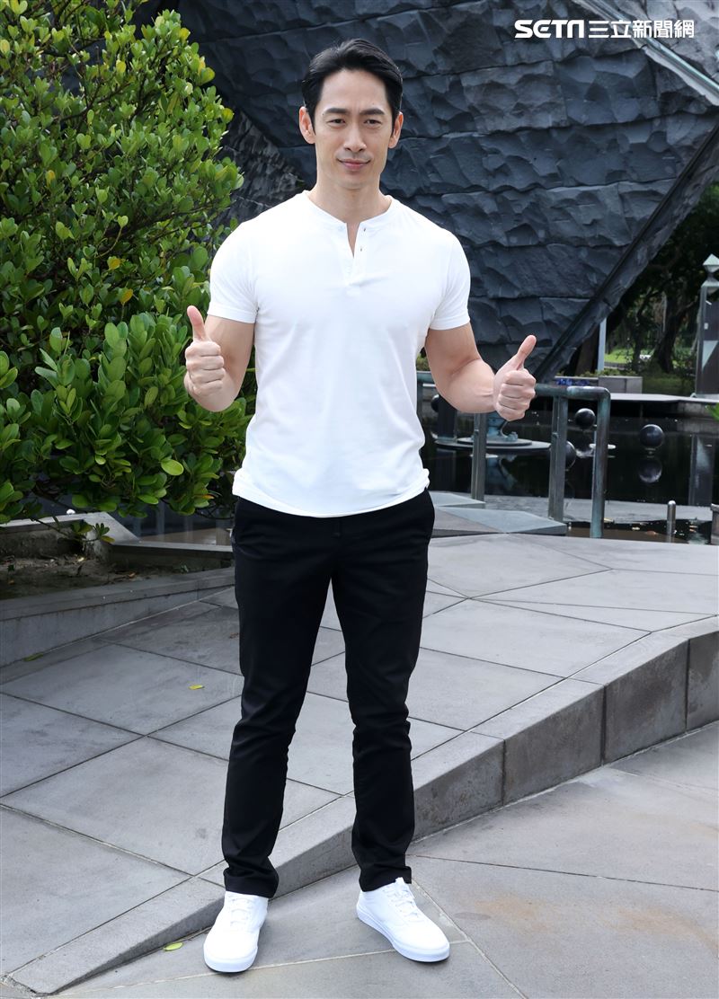 「國際橋牌社2」開鏡演員路斯明。（記者邱榮吉/攝影）