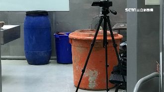 家中藏桶屍　主嫌雙親燒紙錢後急搬家