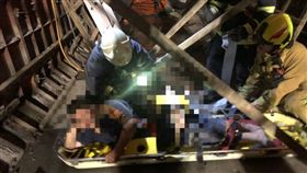 水泥預拌車,嘉義,翻落,鋼筋插入,駕駛,急救