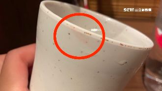 控茶杯出現「口紅印」　一蘭拉麵致歉