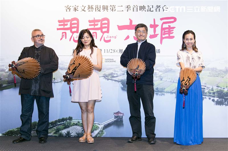 彭佳慧、吳奕蓉出席客家文藝復興第二季「靓靓六堆」首映記者會。（圖／記者楊澍攝影）