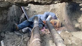 爆廢公社,工地,焊接,女朋友